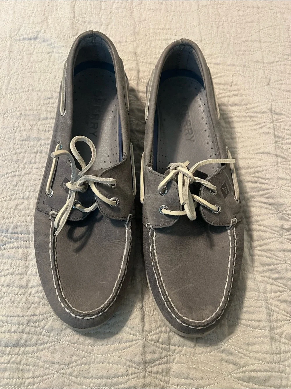 Sperry Boat Shoes - Gray